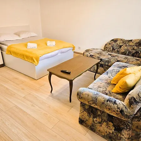 Old Town Bistrik - Free Parking Daire *