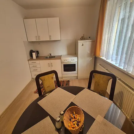 Old Town Bistrik - Free Parking