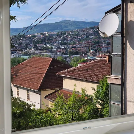 Old Town Bistrik - Free Parking Apartman