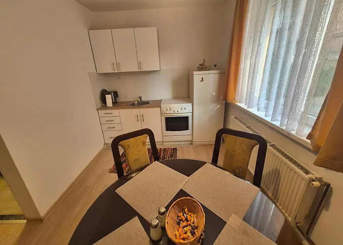 Old Town Bistrik - Free Parking